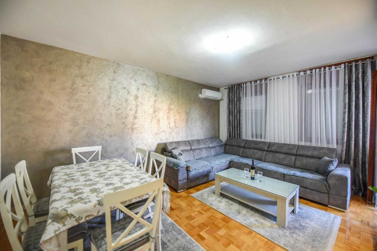 Apartman Vukcevic بودغوريتْسا المظهر الخارجي الصورة